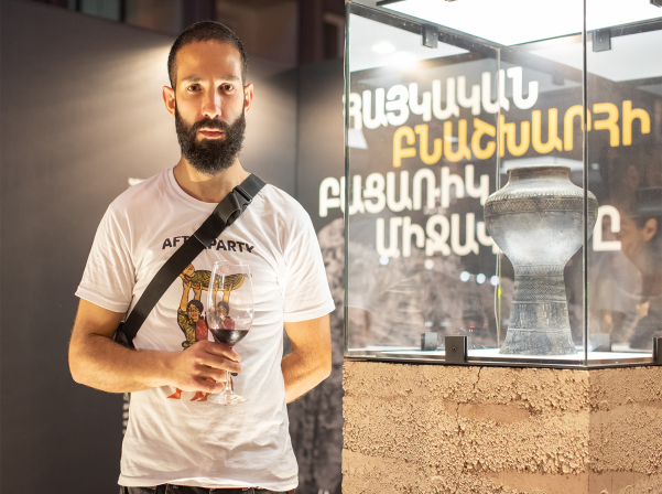 Արցախյան խնդողնին եւ հողի արժեւորումը «Երեւանի գինու օրերին»