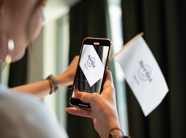 «Hard Rock Cafe»-ն փնտրում է թիմակիցներ՝ Երեւանը «ցնցելու» համար 