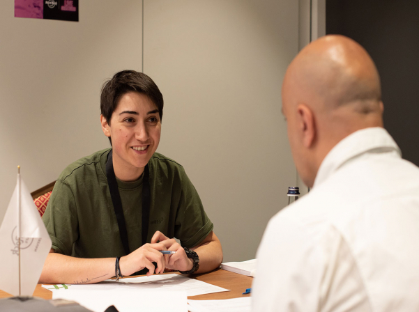 «Hard Rock Cafe»-ն փնտրում է թիմակիցներ՝ Երեւանը «ցնցելու» համար 