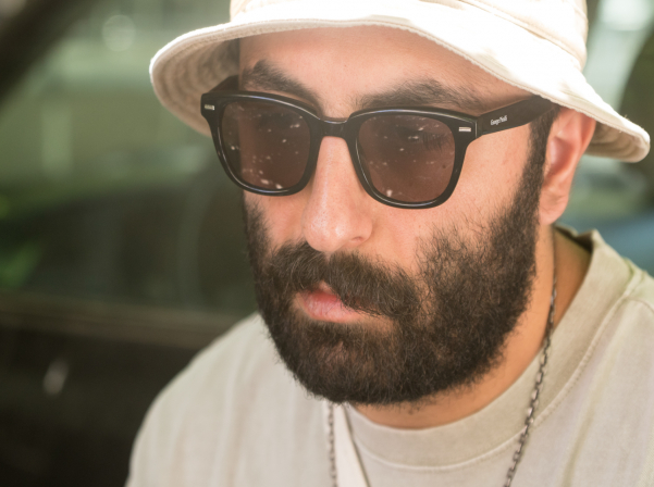 «Ոչ լույս ոչ մութ» սրճարան/ավտոտնակն ու ոչ սովորական սուրճերը