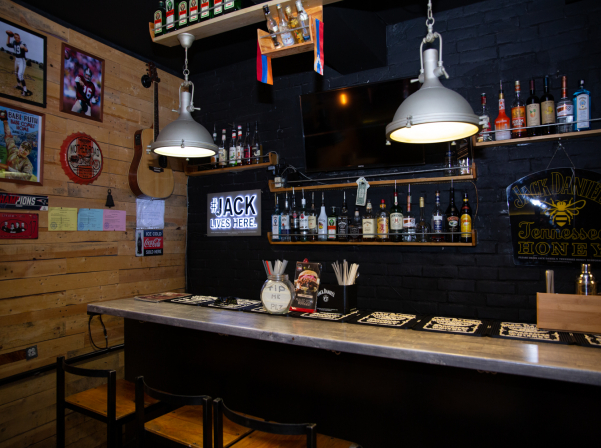 EVN Diner․«Թաքնված» բուրգեր բարն ու կեսգիշերին պատվիրված բուրգերները