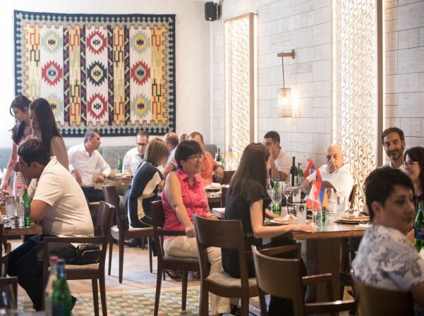 Կանադական ընդեղենն ու ծովամթերքը՝ հայկական համով եւ մատուցմամբ