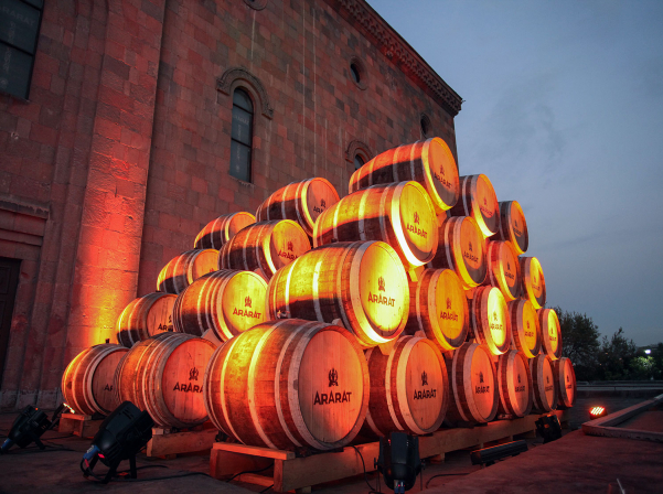 Երեւանի կոնյակի գործարանը ներկայացրել է ARARAT Cherry-ն 