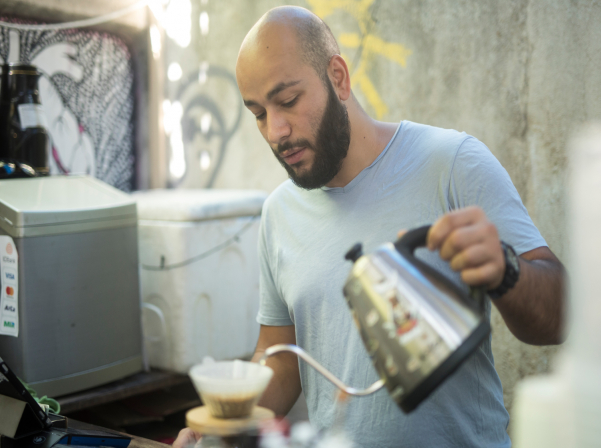 Laboratory Specialty coffee. Էնտուզիաստ Բենի սուրճի «լաբորատորիան»