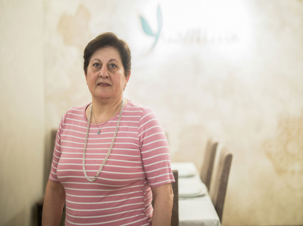 Yasmine restaurant. Տիկին Հասմիկի բաղադրատոմսերն ու 4 սեղանով սկսած գործը