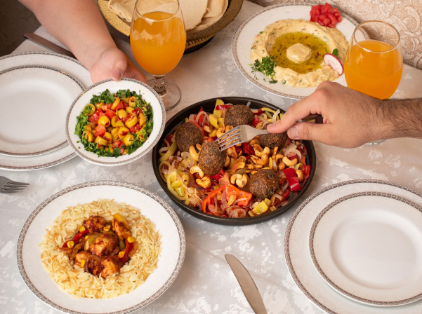 Yasmine restaurant. Տիկին Հասմիկի բաղադրատոմսերն ու 4 սեղանով սկսած գործը