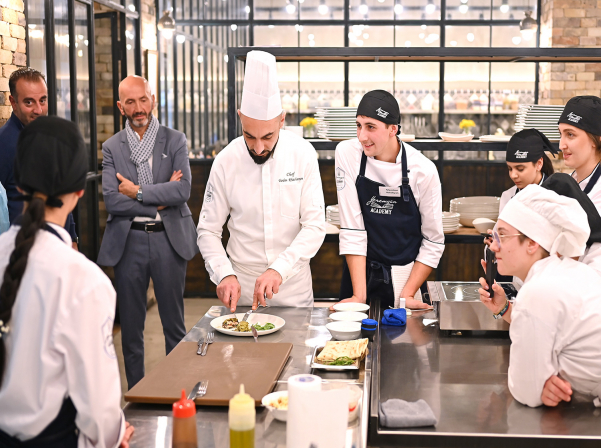 Իտալացի խոհարարները տպավորված են «Երեմյան Ակադեմիայով» 