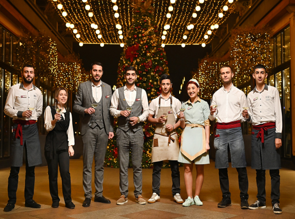 15-ամյա &laquo;Երեմյան Փրոջեքթսի&raquo; նախագծերը. &laquo;Սիզընս&raquo;