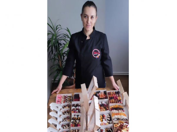 Անիի կոնի, ընկույզի չրերն ու «հալվող» թեյերը 