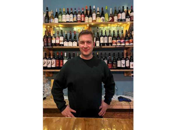 The Kliver: Винный бар Евгения и Дарьи в Дилижане