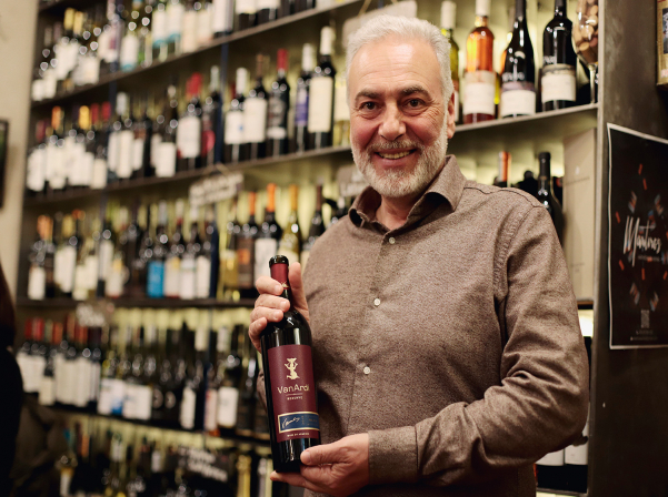 Ինչ է փոխվել Վան Արդիում եւ ինչն է մնացել նույնը. պատմել է Վարուժան Մուրադյանը 