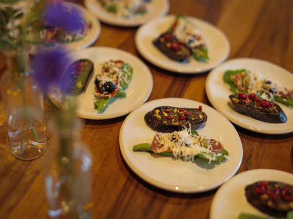 «Երկրի աղի» առաջին ակտը՝ Իվան Գլուշկովից եւ ARARAT-ից