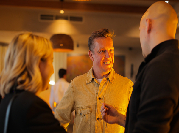 «Երկրի աղի» առաջին ակտը՝ Իվան Գլուշկովից եւ ARARAT-ից