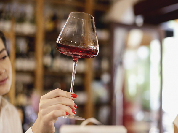 Մագա Թերզյանի Alibi բաժակները՝ կյանքի պարզ հաճույքներին տրվելու համար