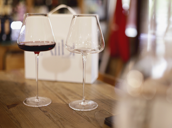 Մագա Թերզյանի Alibi բաժակները՝ կյանքի պարզ հաճույքներին տրվելու համար