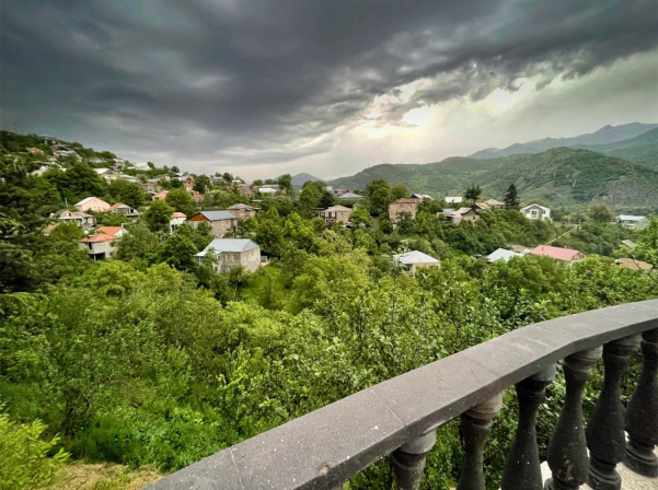 Второй акт «Соли Земли»: ароматы Тавуша в греческой интерпретации