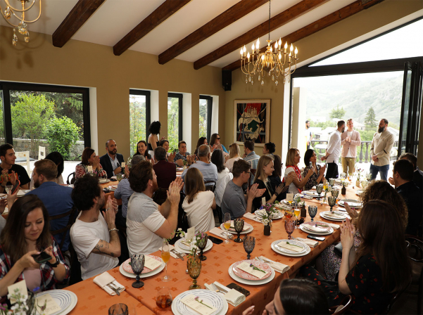 Второй акт «Соли Земли»: ароматы Тавуша в греческой интерпретации