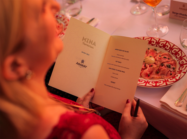 ARARAT Honey: The “romance” of brandy and honey