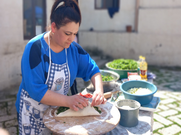 Արցախի համն ու հոտը Դիլիջանում՝ Նորշենից տեղահանված Շողերի տանը