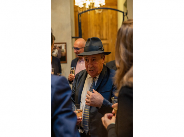 Վահե Քեուշգուերյանը դարձել է «ԳԵՆ»-ի առաջին մրցանակակիրը