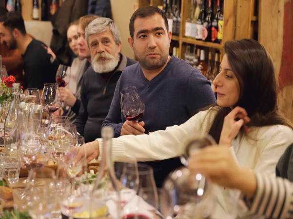 Հիմնական համերը, «Կարասի» գինին եւ ընտրության ազատությունը