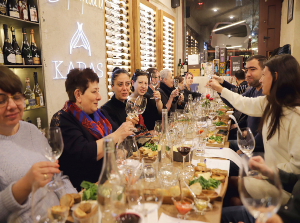 Հիմնական համերը, «Կարասի» գինին եւ ընտրության ազատությունը