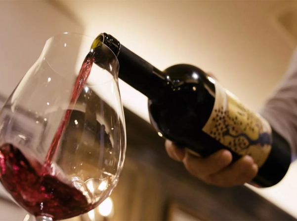 Իրանից թաքուն բերված խաղողն ու «աշխարհի ամենավտանգավոր գինին»