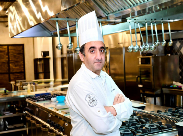 Ամանորի եւ Սուրբ Ծննդյան սեղանների հինն ու նորը