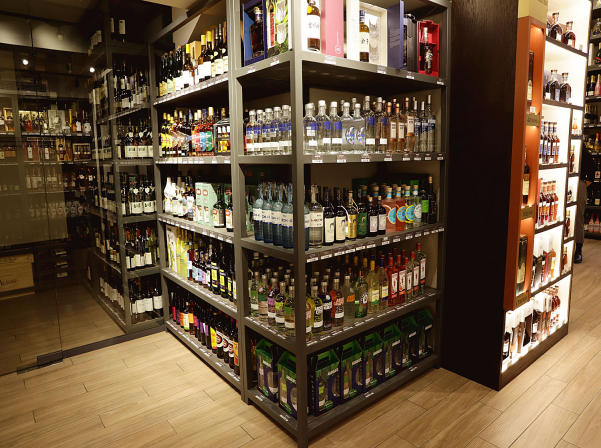 Vino & Vino-ի նոր խանութը՝ ավելի մոտ գինեսերներին