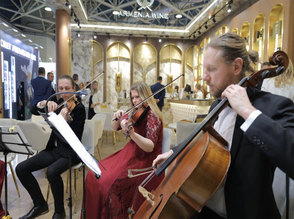 Армянский коньяк V&M представлен на международной выставке «ПродЭкспо»