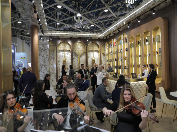 Армянский коньяк V&M представлен на международной выставке «ПродЭкспо»