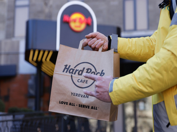 Hard Rock Café Yerevan-ի ճաշացանկն արդեն հասանելի է Glovo-ի առաքմամբ