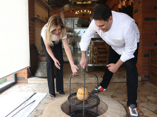 Սուրբ Զատիկը «Արմենիա Վայն» գինիների եւ ավանդական ուտեստների բույրով    