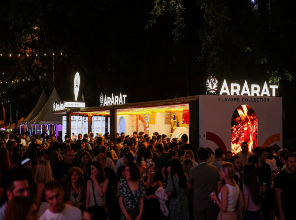 ARARAT-ի տաղավարը եւ հատուկ հյուրերը «Երեւանի գինու օրեր»-ում 