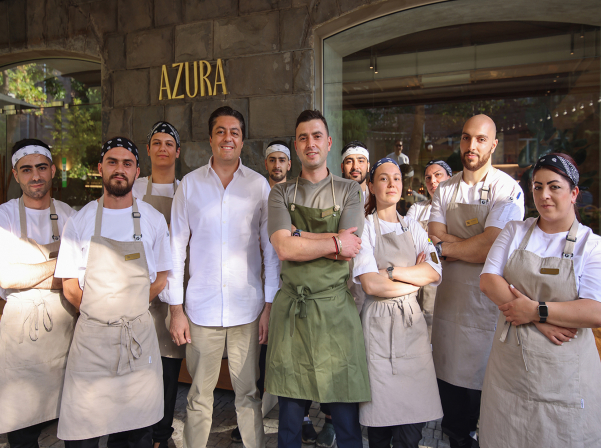 Azura-ի միջերկրական համերը եւ թափանցիկ ետնաբեմը