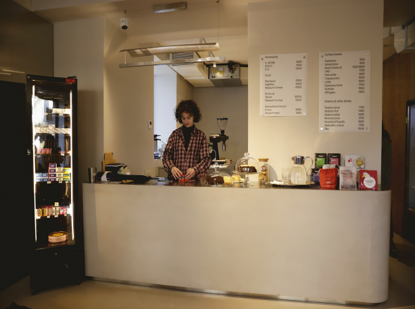 Karmir coffeе-ի «ֆոտոժապավենը»՝ սուրճի բույրով եւ կակաոյի հատիկներով