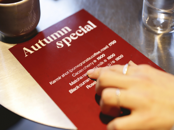 Karmir coffeе-ի «ֆոտոժապավենը»՝ սուրճի բույրով եւ կակաոյի հատիկներով