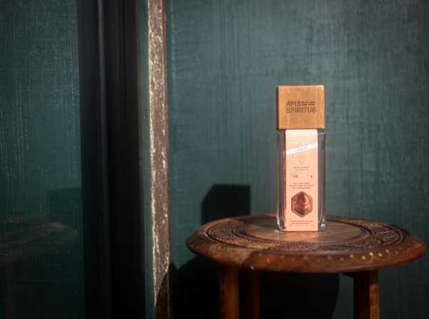 Apis Spiritus: Магия пчел и особый код