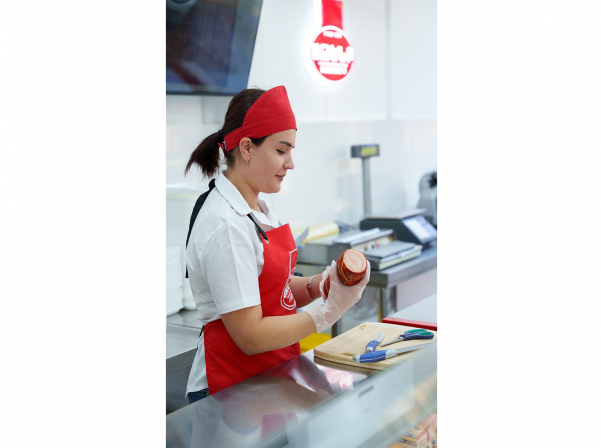 «Աթենք» մսամթերքի ֆիրմային խանութներ․ որակի, թարմության և վստահության խորհրդանիշ