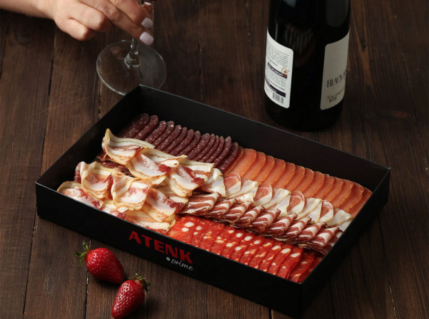 Մսամթերքը նվերների շուկայում. Աթենք Պրայմ «Ապերիչենա» մսային հավաքածու