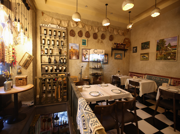 «Եռանկյունու» երկար կյանքը, ավանդական ուտեստներն ու թիմի ուժը