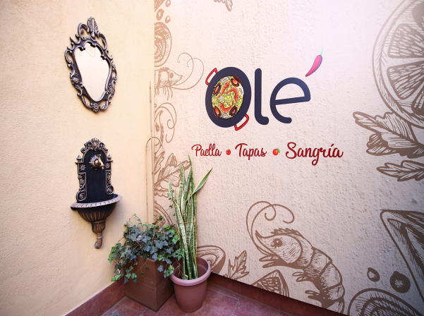  Olé. «մի կտոր» Անդալուզիա Երեւանի կենտրոնում