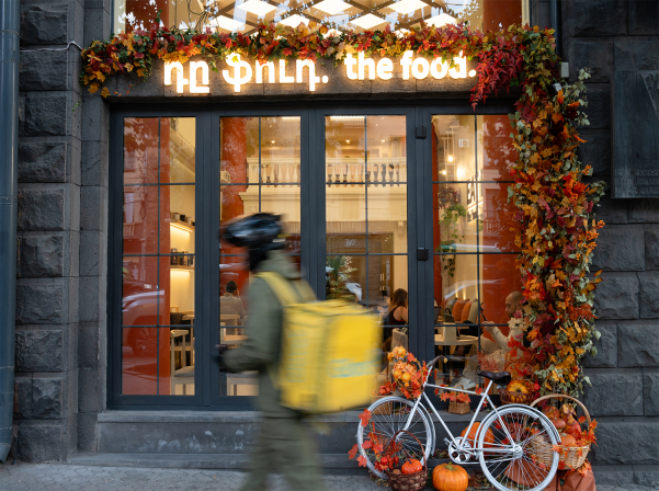 The Food. Պարզություն, նախաճաշեր ողջ օրվա ընթացքում, լավ սուրճ եւ գրքեր