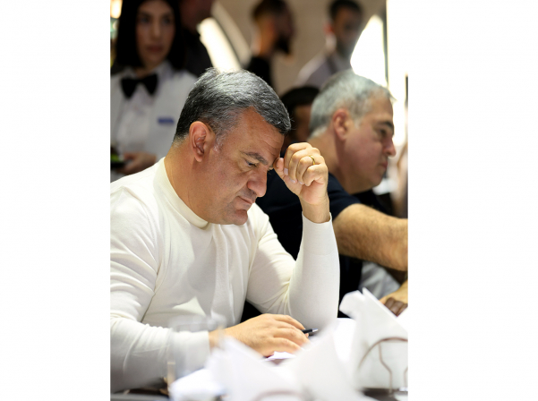 Տարվա բարային թրենդներն ու վիրտուոզ բարմենները․ լավագույնը Սմոքինգ Շեֆ-ի թիմն է 