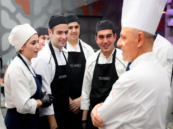 «Չորս ձեռք» ձեւաչափով հատուկ ընթրիք` Կազա Նոստրա ռեստորանում