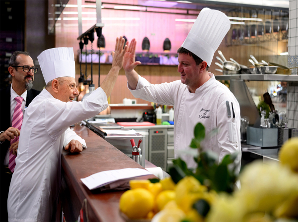 «Չորս ձեռք» ձեւաչափով հատուկ ընթրիք` Կազա Նոստրա ռեստորանում