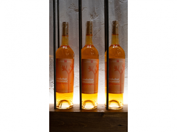 Մարիամ Սաղաթելյանի առանձնացրած սաթե գինիները 