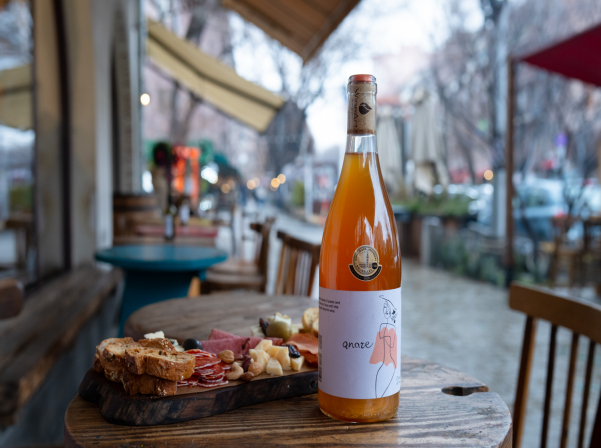 Մարիամ Սաղաթելյանի առանձնացրած սաթե գինիները 