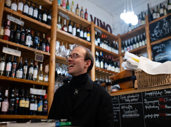 Սարյան 6-ում &laquo;ապրող&raquo; գինու մասնագետ Էմիլը 