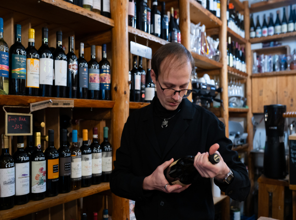 Սարյան 6-ում &laquo;ապրող&raquo; գինու մասնագետ Էմիլը 